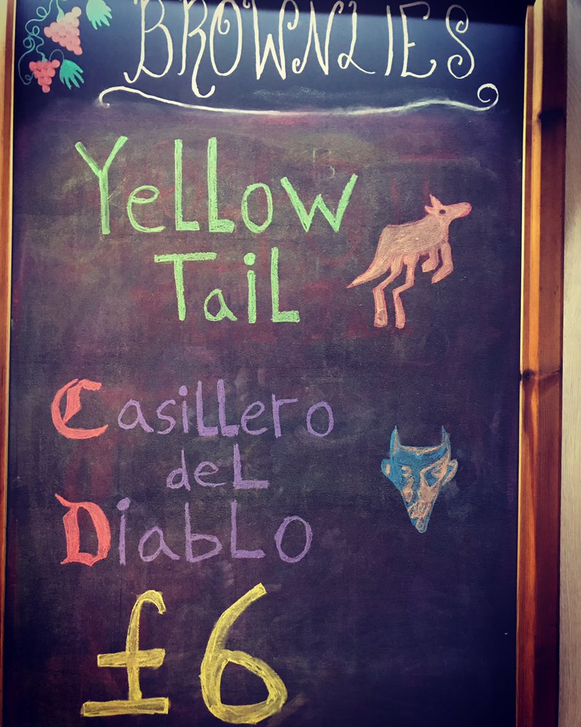 brownliesbiggar's tweet photo. #Brownlies #offersofthemonth #yellowtail #casillerodeldiablo #wine #winetime #wineoclock #winewednesday @DiabloLegendUK @yellowtailwine https://t.co/74vajN48IJ