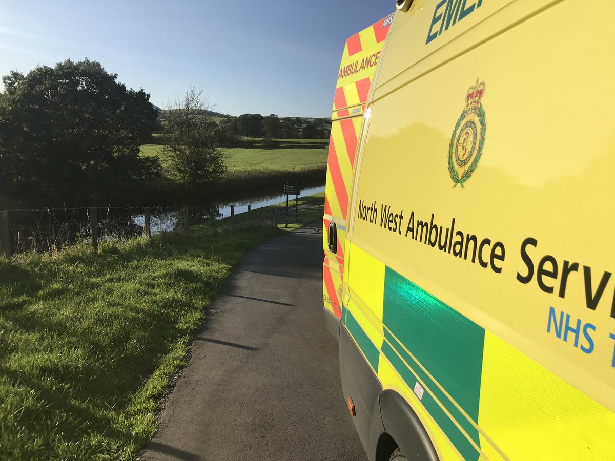 Emotional job for @NWAmbulance transferring gentleman to a hospice for his final days. Gentlemen “any chance on the way we can go via my favour place I used to walk and sit to see it for one last time?” “Anything you want sir!”