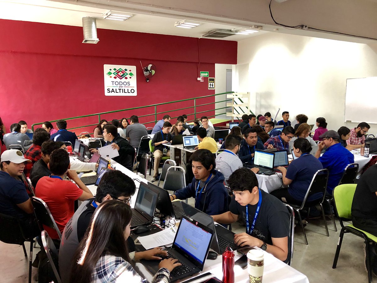 BayodLluis's tweet photo. Un orgullo para @AguasdeSaltillo poder participar de esta experiencia compartida entre Gobierno, Academia y Empresa que es #FINITS y su #Hackathon. Una alianza invencible para seguir haciendo de #Saltillo y #Cohauila referentes. Unas jornadas para aprender del talento joven. https://t.co/R1aMVXG3Ya