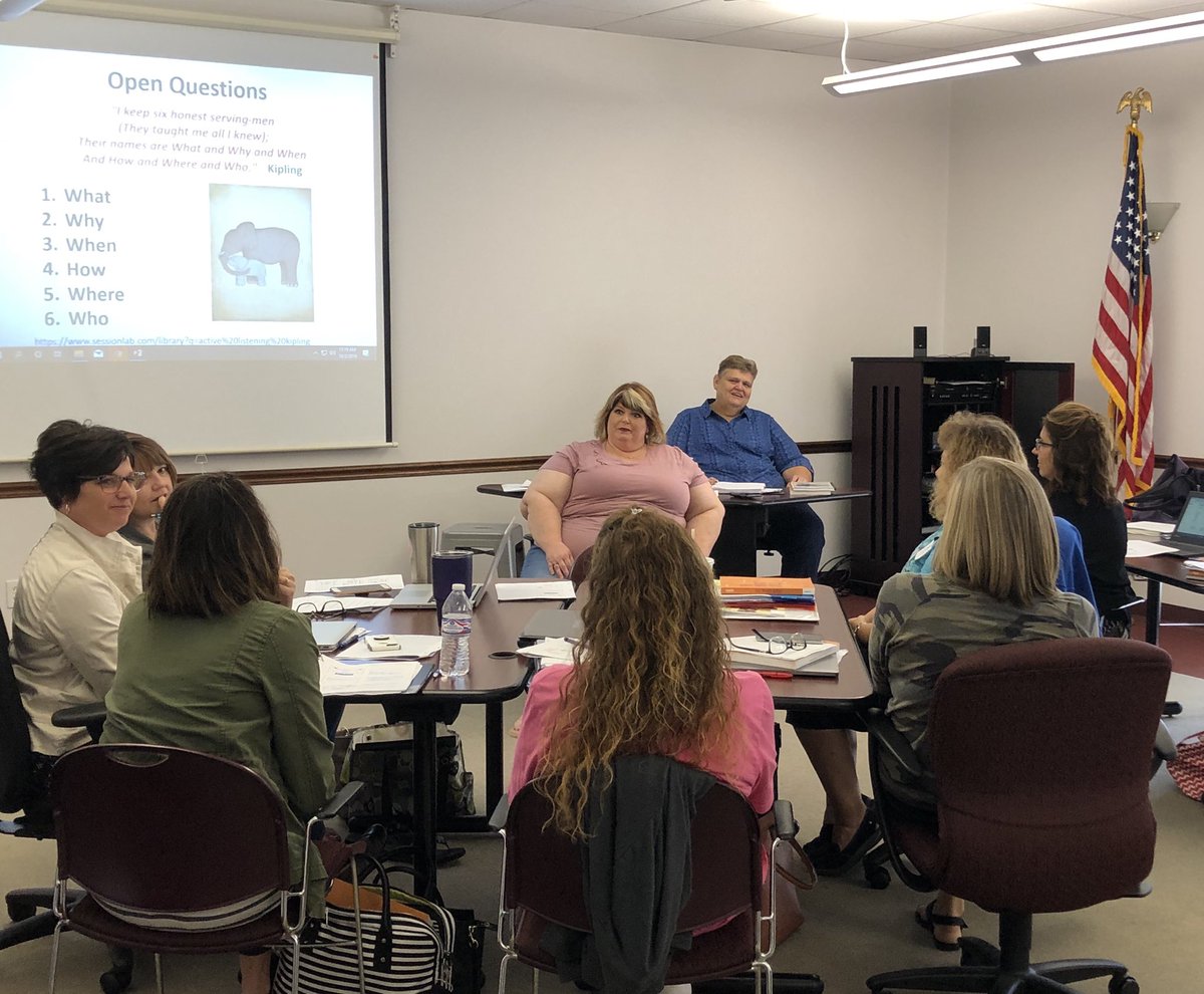 ROE21_FJMW's tweet photo. Day 2 of Instructional Coaching Cohort #1 📚🗂📎
@KellyDeeStewart 
#roe21instructionalcoachingcohort1 
#roe21instructionalcoaching 
#roe21 https://t.co/McDzuSjLLf