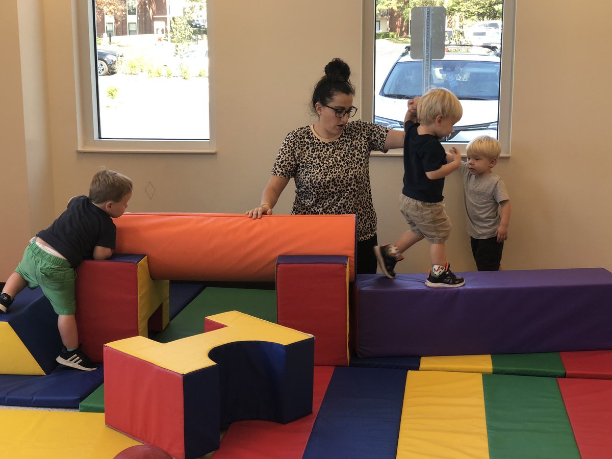 CCLSUrban's tweet photo. Working on gross motor with an obstacle course @CCLSKrobath made for our friends! They are loving it! @CCLSChargers https://t.co/nPnT6gSR4k