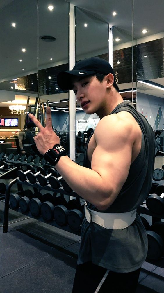 1ho To Rule Them All On Twitter Wonho 39 S Greek God Body An