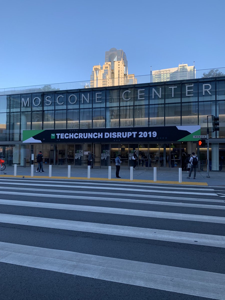 shvarov's tweet image. Let start the hack! @techcrunch @intersystems @intersystemsdev #intersystemsiris #hackdisrupt #TCDisrupt