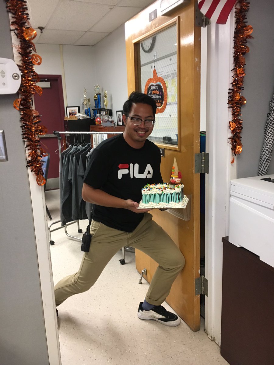 ORC_MarinaWest's tweet photo. Happy Birthday to @TheSTEMDude thank you for everything that you do for our students! @marinawestshark https://t.co/TklpiLix2Y