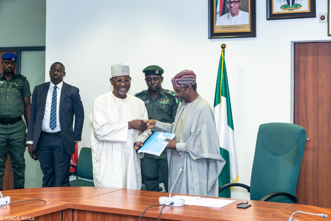 YIAGA's tweet photo. The YIAGA Centre for Legislative Engagement was pleased to meet with Rt.Hon @femigbaja Speaker @HouseNGR to present findings of our research on the performance of the #8thNASS lessons for the #9thNASS. The report will be released on Oct 4th.The study was supported by @EUinNigeria https://t.co/1HGGIxJcDC