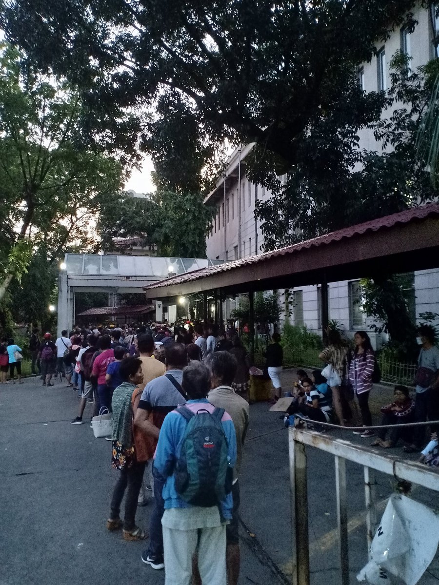 kmivn_'s tweet photo. Good morning!

I'm a medical intern at the Philippine General Hospital and I am asking for your help to call for this government to not continue the upcoming 456 million budget for PGH this 2020. The Office of the President will be having 1.5 billion budget increase this 2020... https://t.co/3Mqd3u2efL