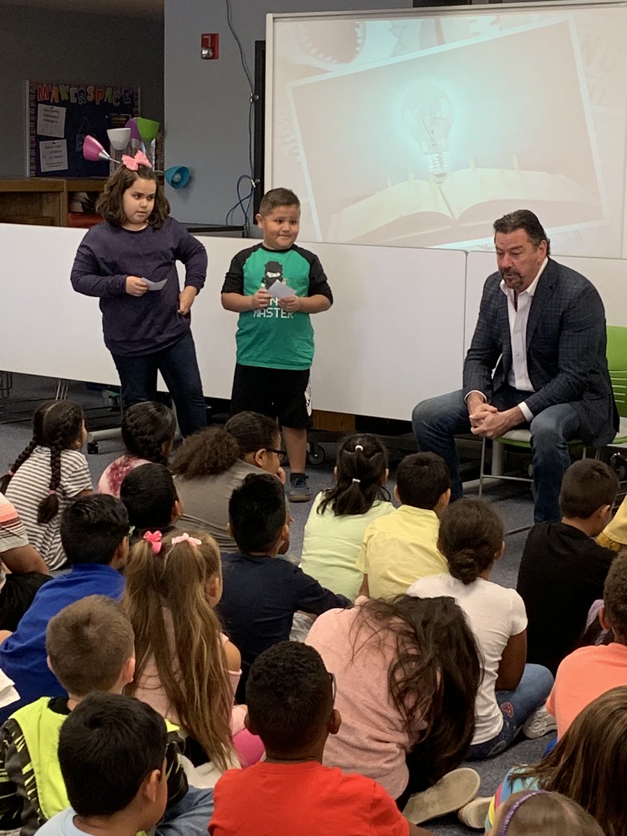 Thanks to Mayor Fuller and Mrs Fuller for taking the time to hang out with our 2nd graders at Slaughter elementary! They had a blast! #mymisd #MISDliveskind #slaughterliveskind #mayorFuller #mckinneytexas