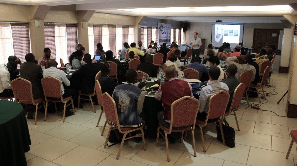 Today's official opening of the #Experience Capitalisation Workshop on #drone-tech in Cotonou by the Secretary General of the Min of #Agriculture, Livestock &amp; Fisheries, Mr Nestor Nouhouayi <a href="/UEauBenin/">UE au Bénin</a> OIC Cooperation Programs, <a href="/abdelawani/">Abdelaziz Lawani</a> DG <a href="/GBPartners_bj/">Global Partners</a> &amp; G. Rambaldi <a href="/CTAflash/">CTA</a>