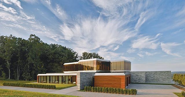 HandDPortfolio's tweet photo. Like a mirage, Vapor House explores the shape of water and its experiential qualities.
Architecture: David Jameson Architect
📷: Paul Warchol
#handdportfolio #top100architects
#davidjamesonarchitect #architects #architecture #dmvdesign #dmvarchitec… https://t.co/KSogbkZMDq https://t.co/70MgB6uSW2