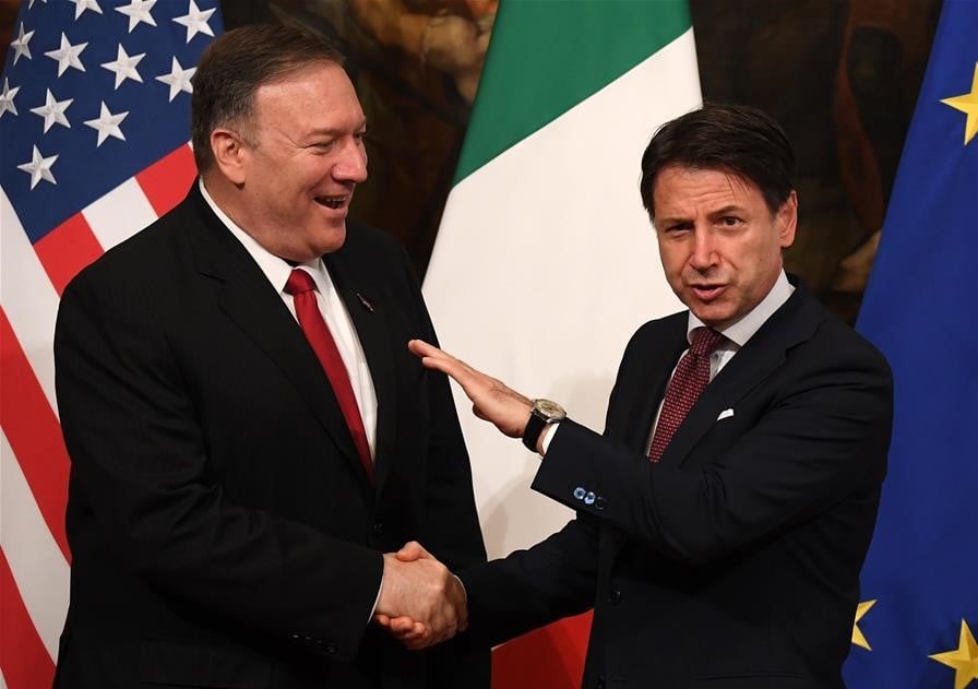 🇮🇹🇺🇸 Il bilaterale Pompeo-Conte: i temi che uniscono e dividono Washington e Roma

➡ bit.ly/2nQyACA

Martedì 1 ottobre, il #SegretariodiStato statunitense #MikePompeo ha raggiunto l'Italia per una quattro giorni densa di impegni sia istituzionali che privati.