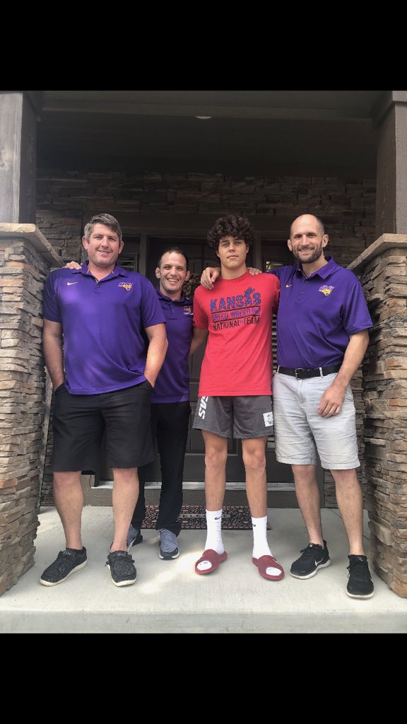 _JaredSimma_'s tweet image. I am excited to announce that I will be continuing my academic and athletic career at the University of Northern Iowa. I want to thank my family and all my coaches that have helped me throughout this journey. Can’t wait to be a Panther! #panthertrain
