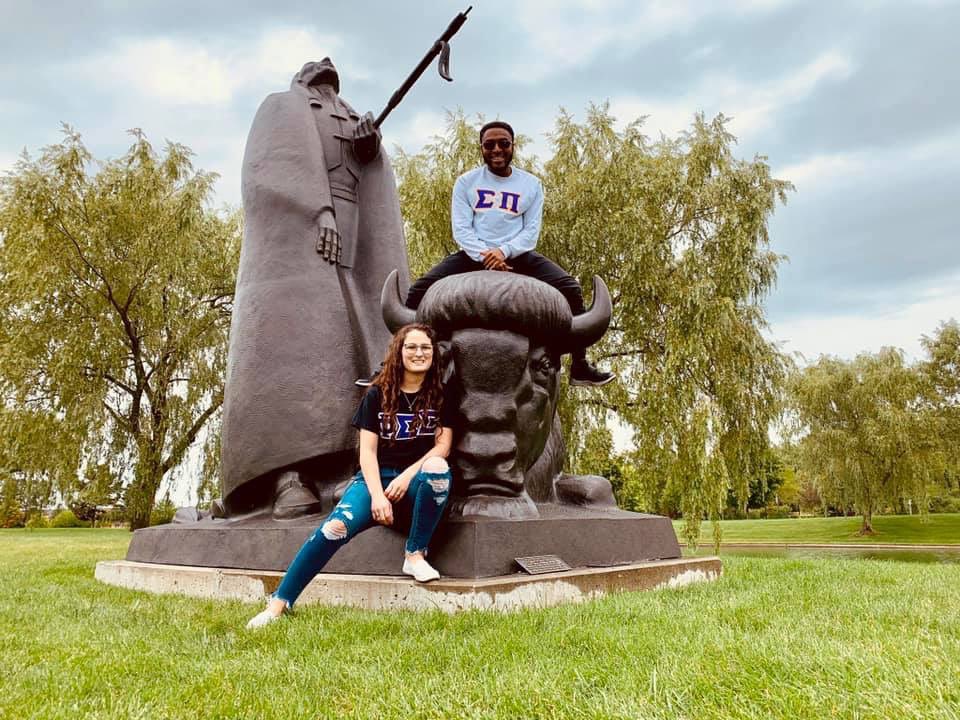 Sigma_Pi_SVSU's tweet photo. Homecoming window decorating ✅ A special thank you to those that helped out! It looks great! Be sure to catch us “bust a move” in Malcolm Field Theatre for the lip sync tonight, starting at 9pm. Also, a friendly reminder that voting for King &amp; Queen ends at noon tomorrow! https://t.co/G7zS3pqWkZ