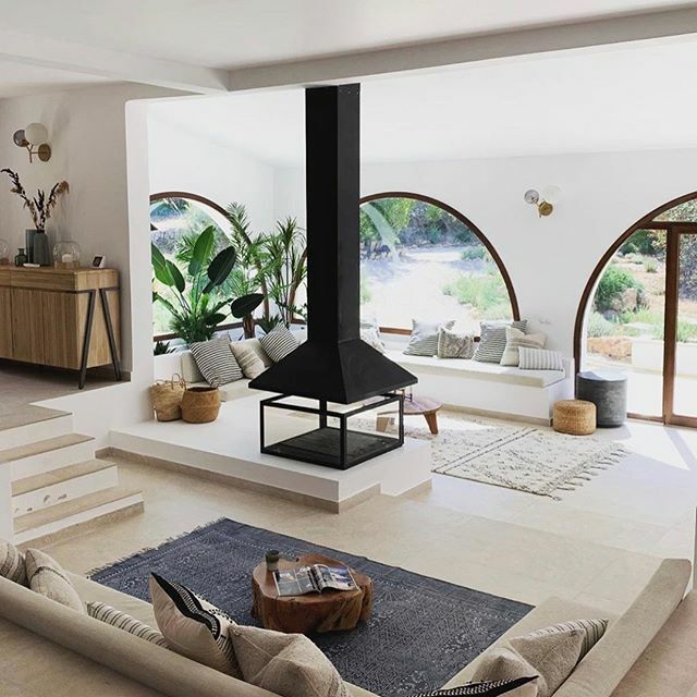 Tellement canon l’intérieur de @corneliaderuiter. On est fan de sa déco !!! Et vous ? .
.
.
#livingroom#design#interieurdesign#deco#inspiration#instadesign ift.tt/2ps4pST