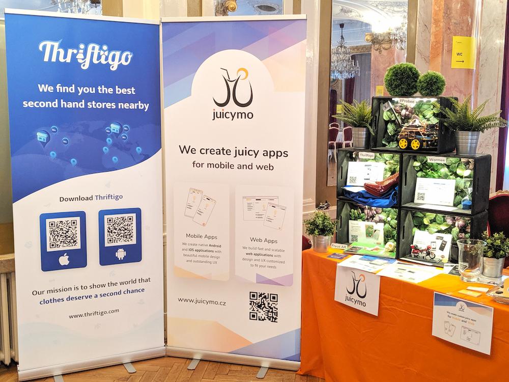 JuicymoEN's tweet photo. We've really enjoyed the last @webexpo! You could meet us at our booth, our @Inza gave a talk on building #Rowee the robot 🤖 on Friday and then another talk in the tram for kids on Saturday. 🚋 We are looking forward to more similar experiences! 🤩 #webexpo https://t.co/foYZ8IXct1