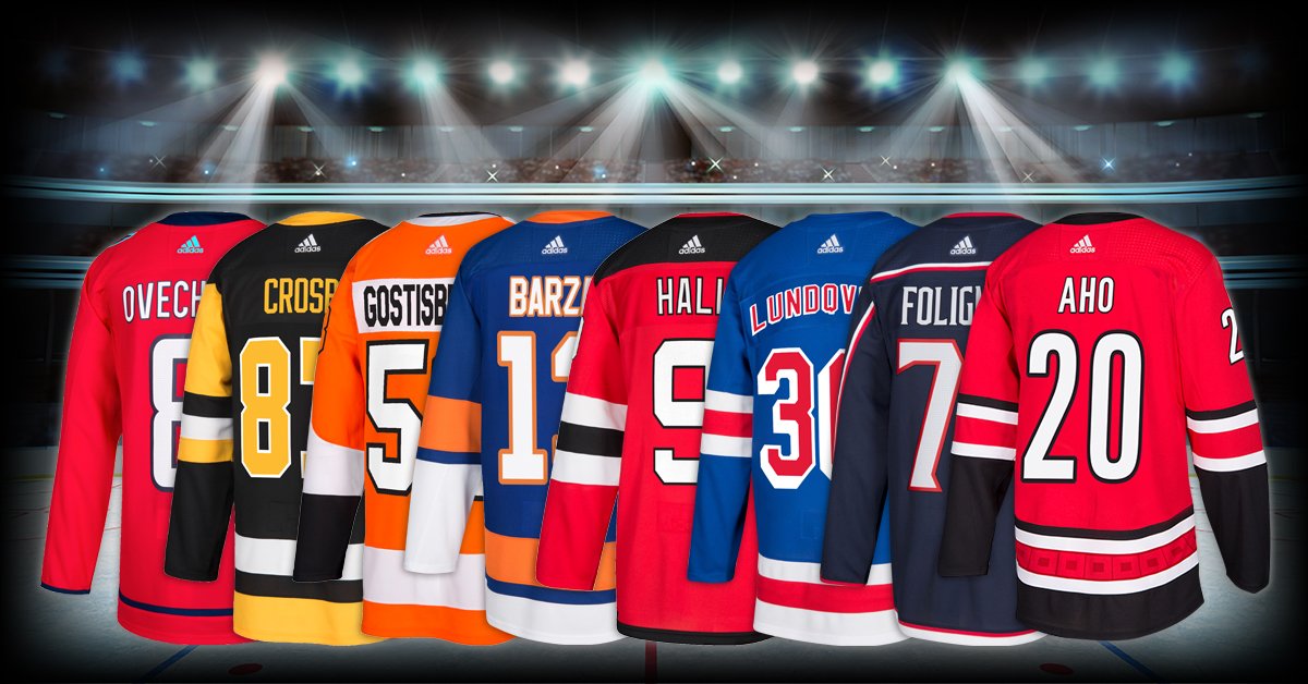 CoolHockey's tweet photo. #CHNewSeason Contest!

Correctly predict the final score AND winner of your favorite teams' first game of the 2019-2020 #NHL season and win a $25 gift card plus one lucky winner will get a jersey!

Rules and details in the following replies.

#HockeyTwitter https://t.co/AroysHIWhM