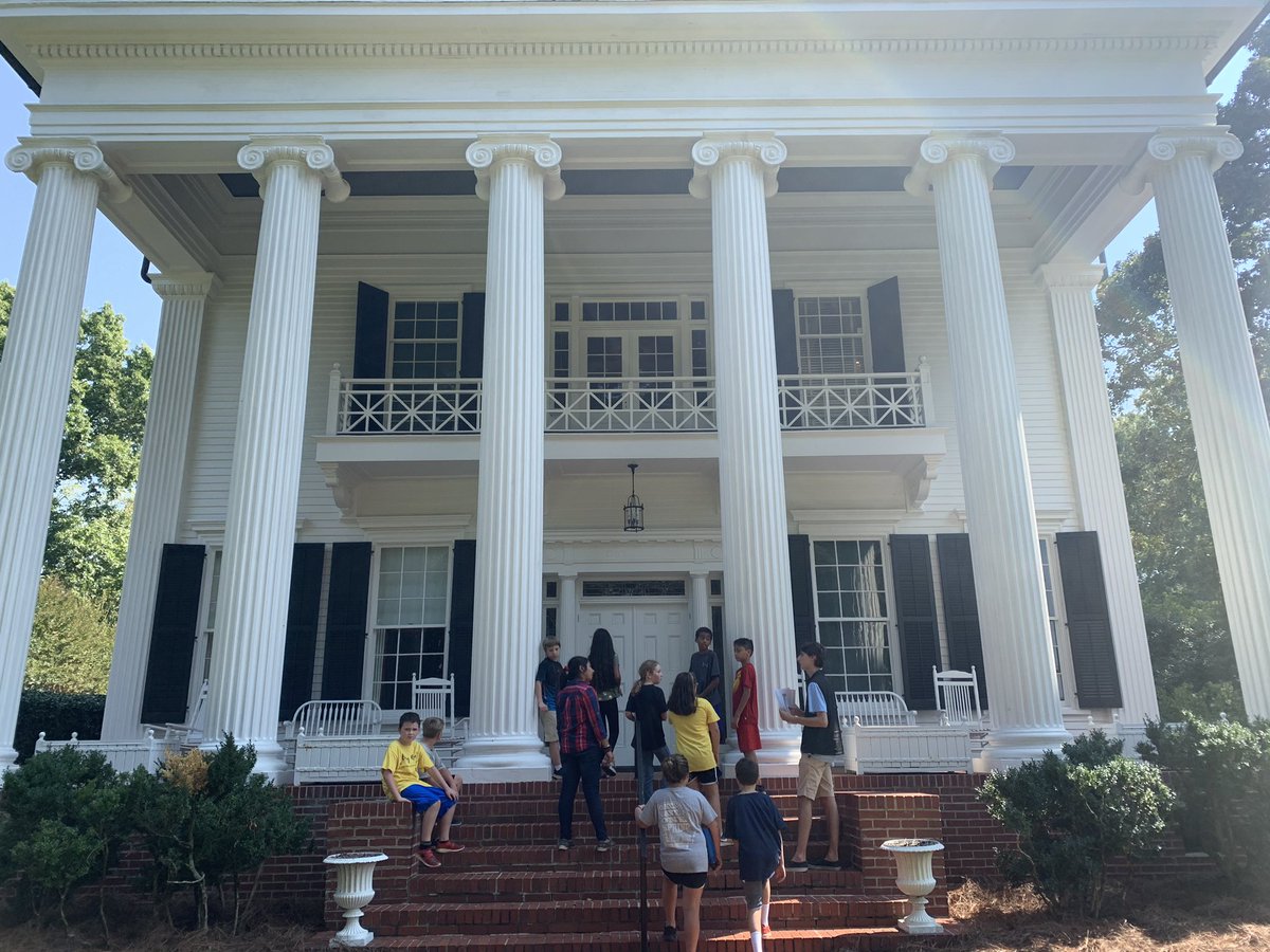 sandy_headrick's tweet photo. Awesome day leaning about architecture and some Rome, GA history with my 4th &amp;5th grade classes at @CaveSpringElem. It was just a little HOT, though! 😅 @DrKyleAbernathy https://t.co/0wjvlIF9fl