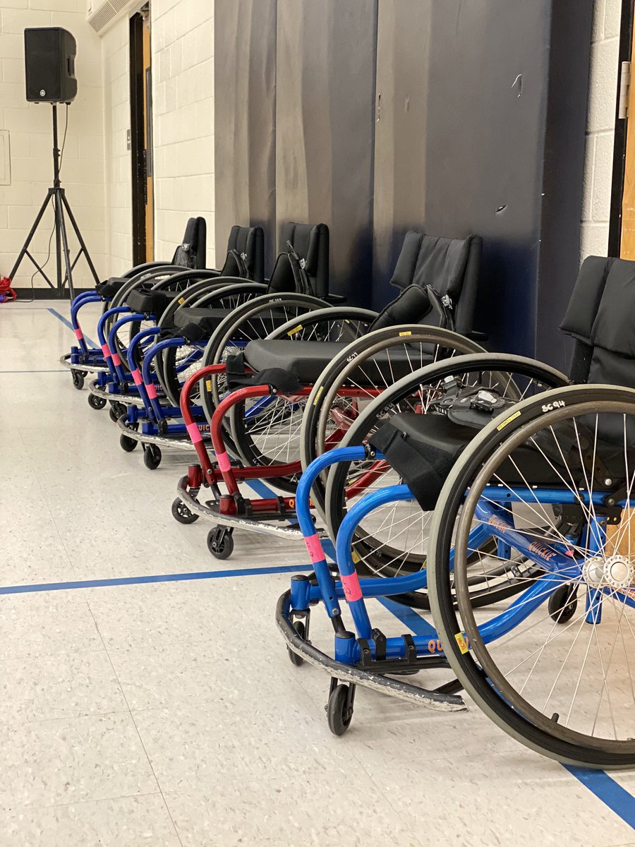 Mrs. Fera tweet media