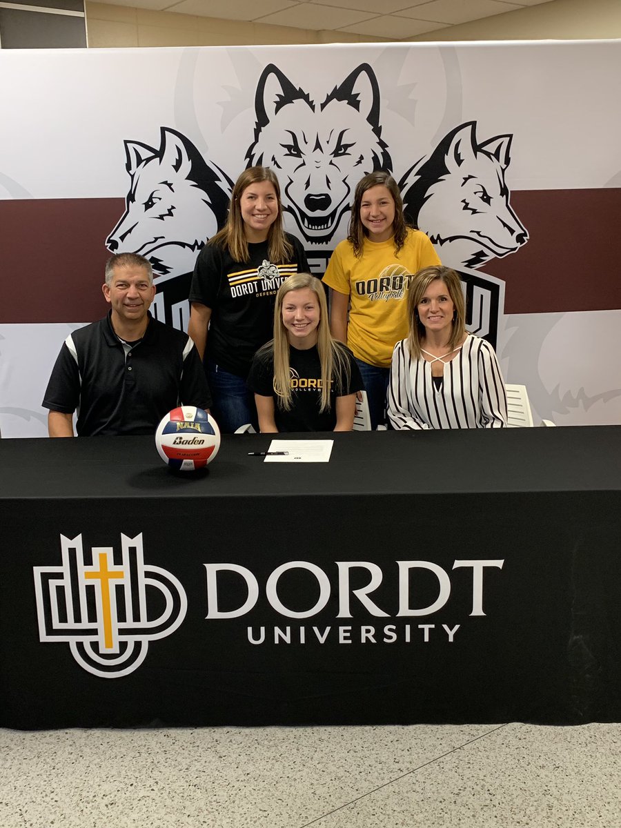 It’s OFFICIAL!   🏐💛🖤               <a href="/tori_wynja/">Tori Wynja</a> is a Defender!
Congrats!!