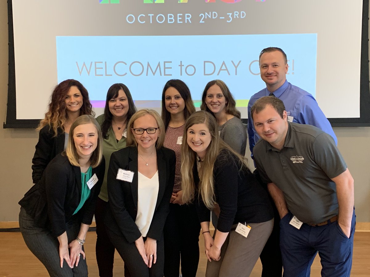 ILCULeague's tweet photo. Today we kick off the #ypconference @MortonArboretum with this INCREDIBLE lineup of speakers & our YP Committee! We are pumped to hear from leaders from Great Lakes CU, Catholic & Community CU, @Heartland_CU @AbriCreditUnion @GCS_CU @ScottCU @1stMidAmerica @DuPageCU #ILYPConf https://t.co/Wl2rcMkGJA