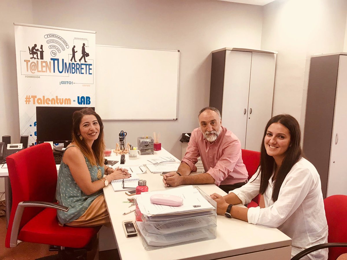 🧐¿Qué es Lego Serious Play? en #TalenTUM19 disfrutaremos de un magnífico  taller de la mano de <a href="/presenziavictor/">Víctor García</a>  desarrollaremos esta técnica que facilita el pensamiento, la comunicación y la resolución de problemas tanto en equipos como a nivel individual <a href="/AytoUmbrete/">Ayto. Umbrete</a> 🔝