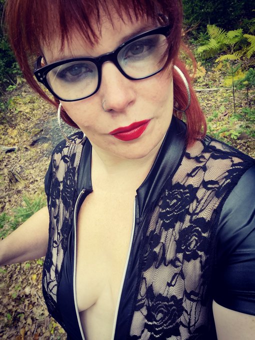 I'm available for sexy calls and slutty sexts @arousr https://t.co/n3PeuTgcmz @BbwPromotion @CamSquadPromo<a href="/tag/mvsales"class="tags"><span>#mvsales</span></a>