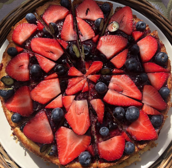 SummitStGarden's tweet photo. Our legendary tag and bake sale is back this Saturday, 10AM-3PM. Come on out to enjoy the sunshine in the garden with sweet and savory treats, along with other household goods for sale. All proceeds go directly to the garden. @greenthumbgrows #carrollgardens #communitygardening https://t.co/DLcCHtw70o