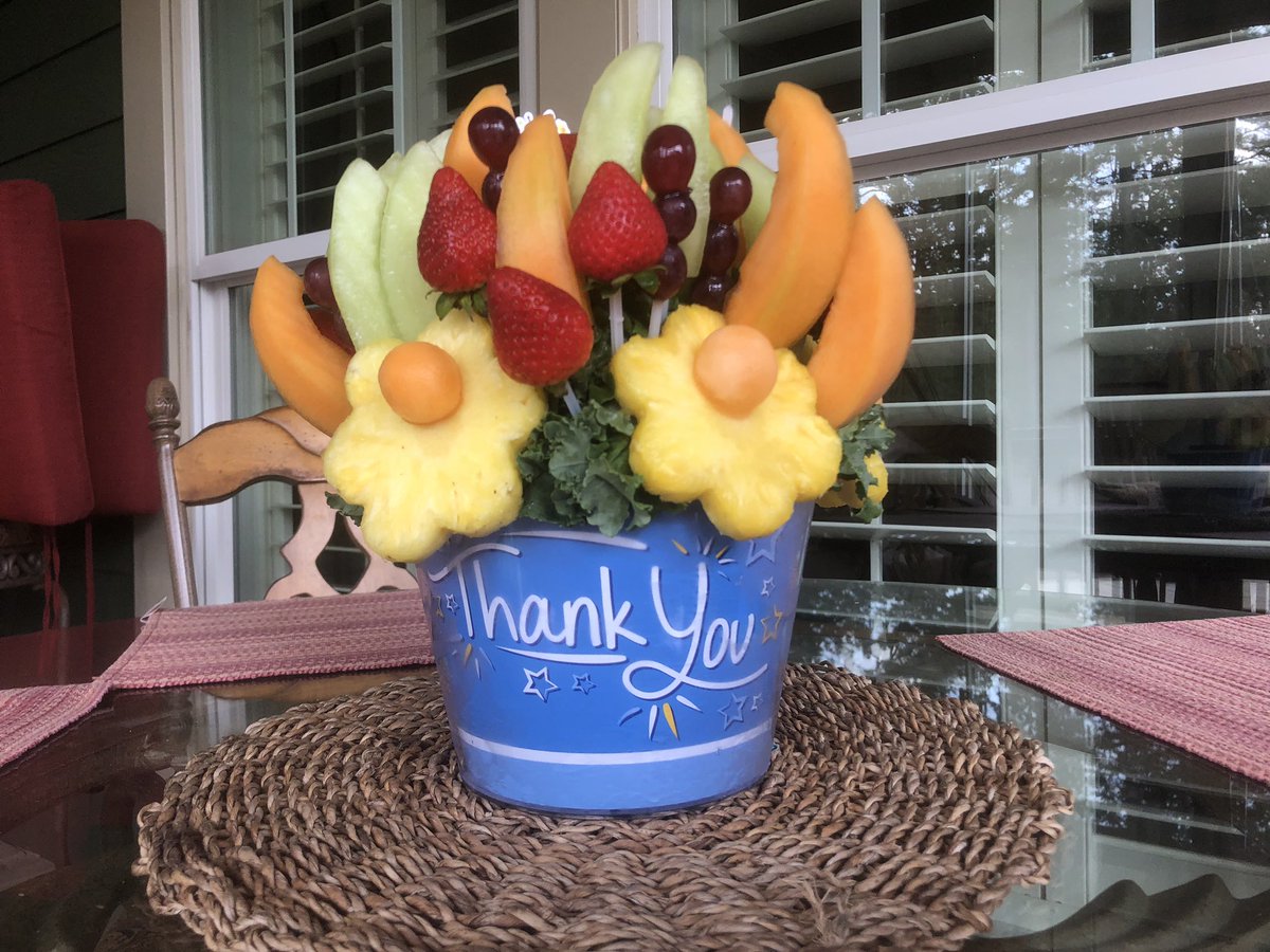 FFFortMill's tweet image. We love our customers! Thank you so much for the lovely Edible Arrangement! 
#thankyou #community #grateful