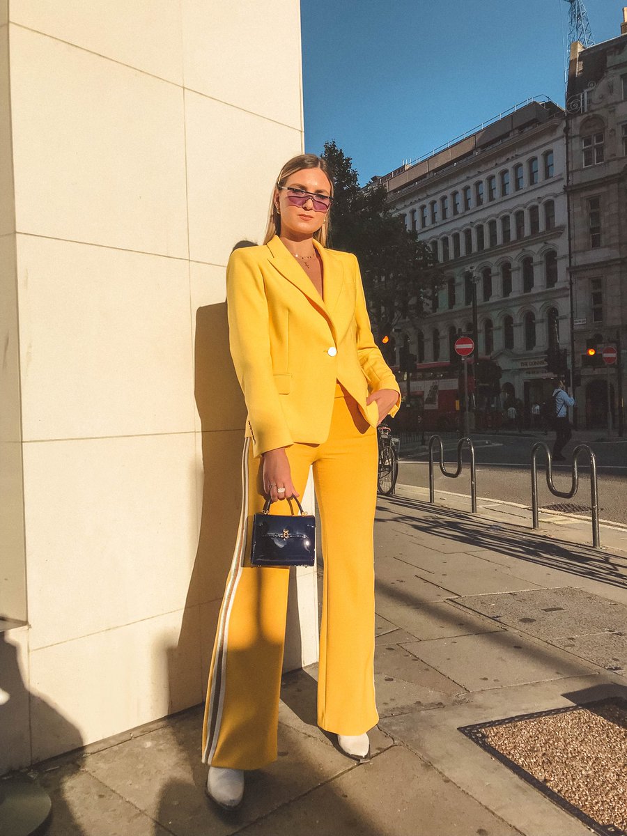 simonasnarskis's tweet photo. How to wear yellow suit? 💛 Now on: 
https://t.co/Cuffm4S73a #fashion #trend #ootd https://t.co/Zd3w0VRNfR
