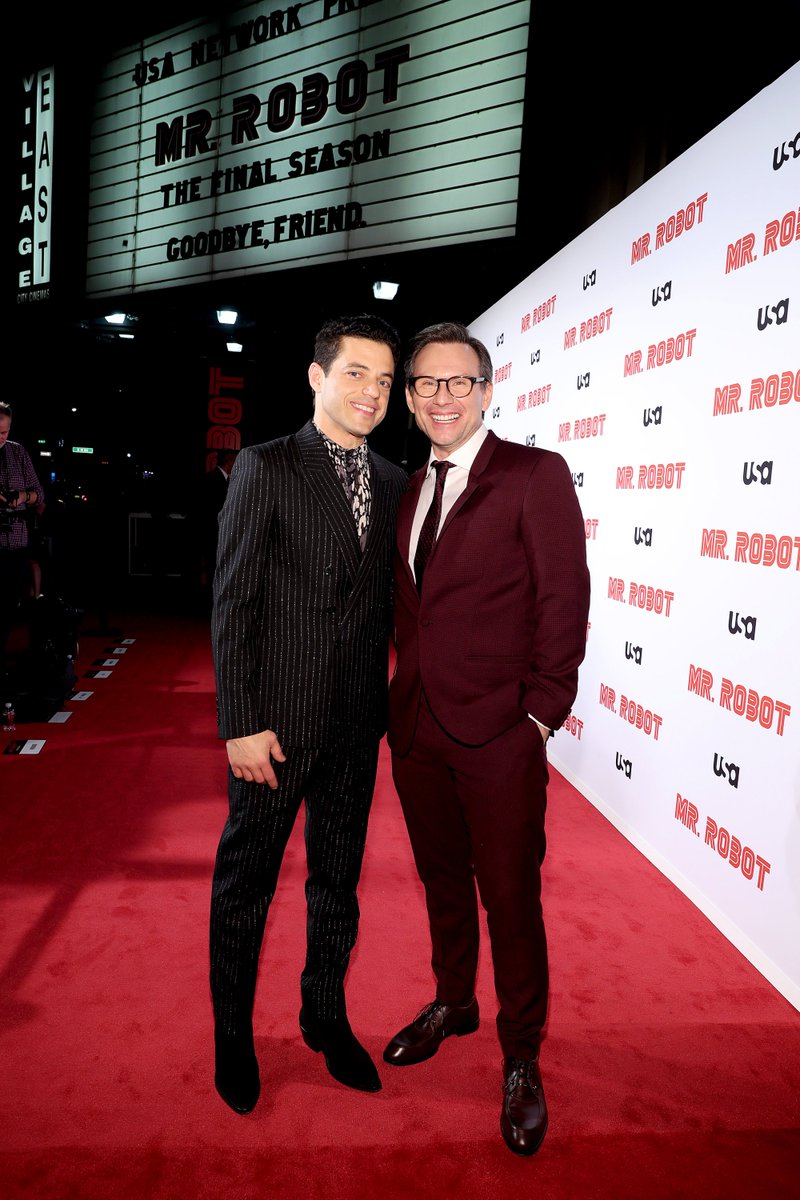 USANetwork's tweet image. Last night we took over the red carpet. Don&apos;t miss the Final Season of @whoismrrobot starting this Sunday at 10/9c on USA Network. usanet.tv/MrRobotParty