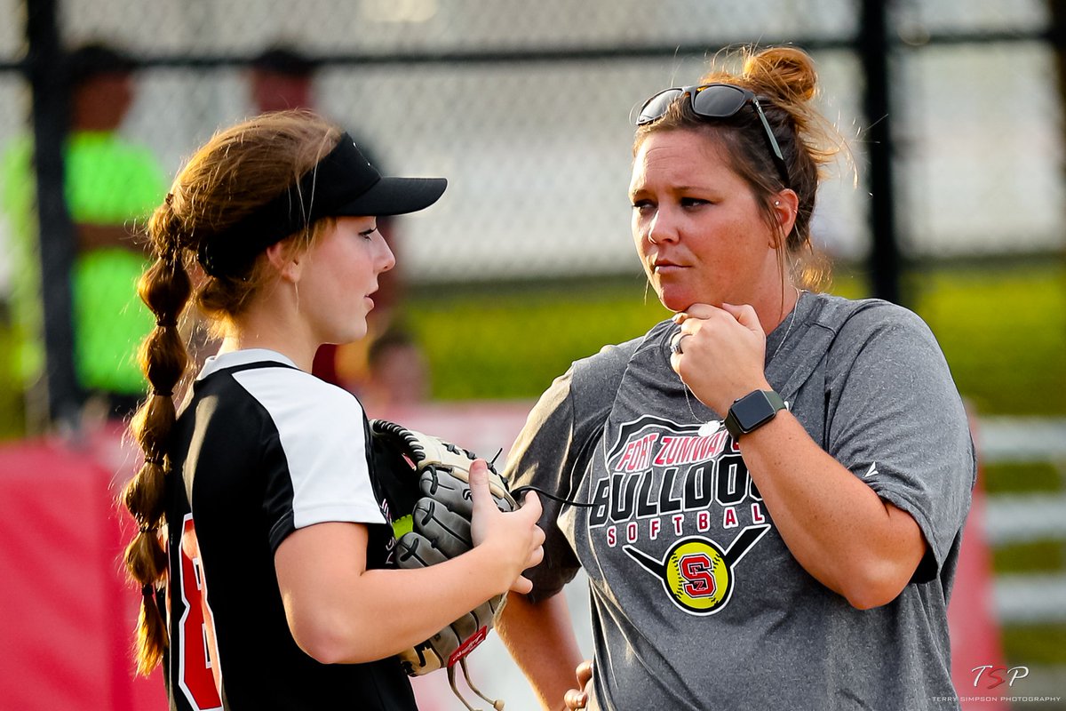TSP_100's tweet photo. I can't remember the win/loss records or the game scores when I played sports, but I still remember to this day the positive impact of my coaches. I seem to appreciate that more as years pass.  Being around @FZS_SOFTBALL brings back so many great memories.@genem316FZN @ZumSouth https://t.co/UnhOMUMLrT