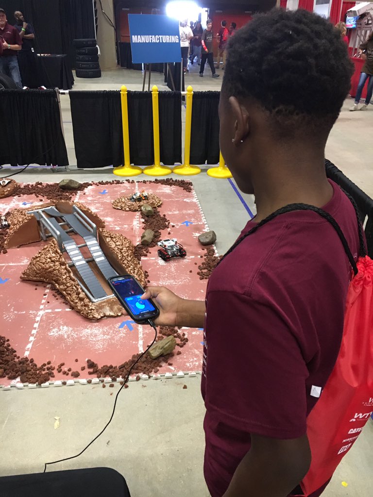 Kate Phillips tweet media