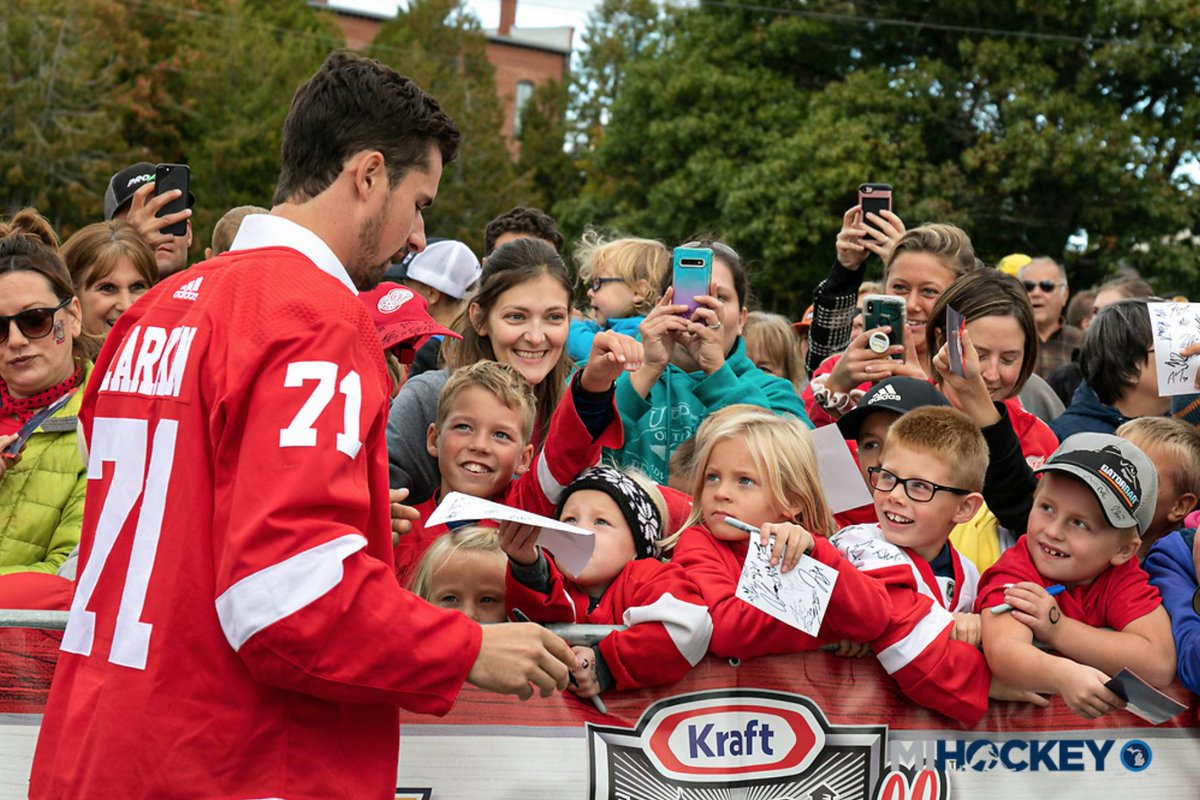 MiHockey tweet media