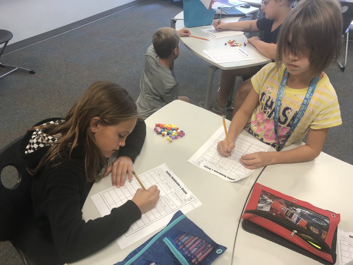 dvonne_ray's tweet photo. Division has begun!!! Number cubes have SO many uses!
#mpempowered #misdproud https://t.co/YaDEJiCr6x