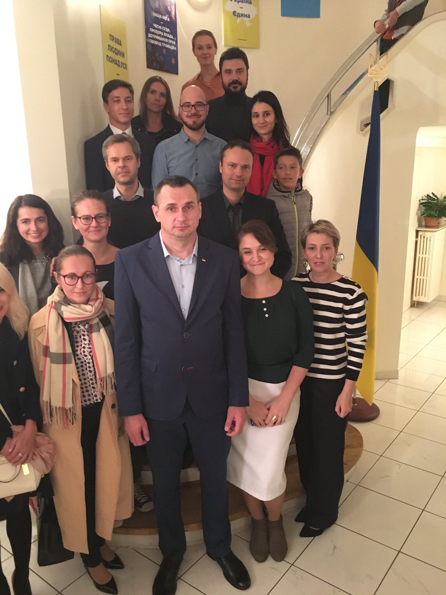 pavel67380's tweet image. Слабкого б‘ють, сильного поважають, - #FreeOlegSentsov сказав цього вечора у Страсбурзі. Побажання Україні та всім українцям. Ми станемо сильними - вірю!