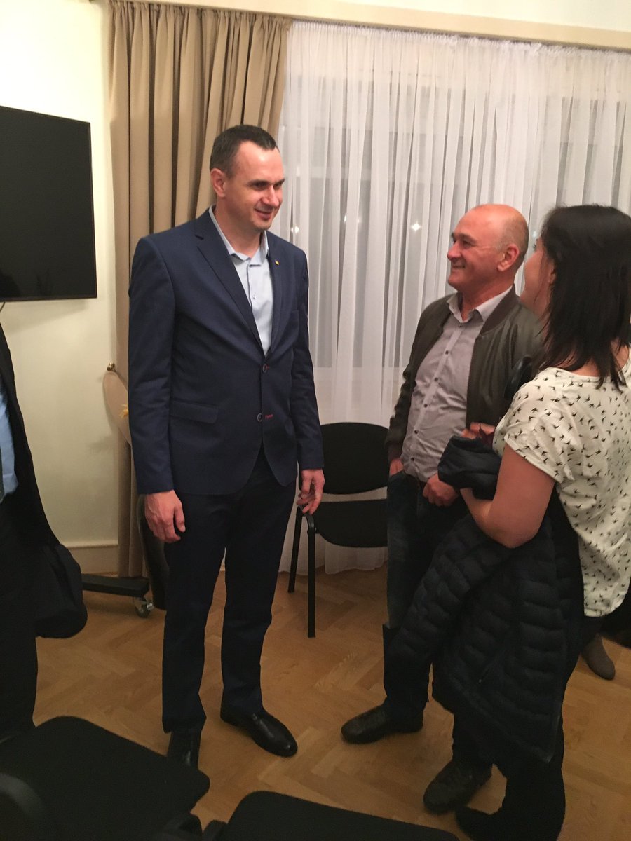 pavel67380's tweet image. Слабкого б‘ють, сильного поважають, - #FreeOlegSentsov сказав цього вечора у Страсбурзі. Побажання Україні та всім українцям. Ми станемо сильними - вірю!