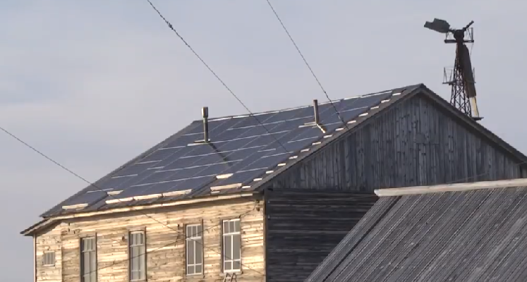 SolarManblan tweet picture