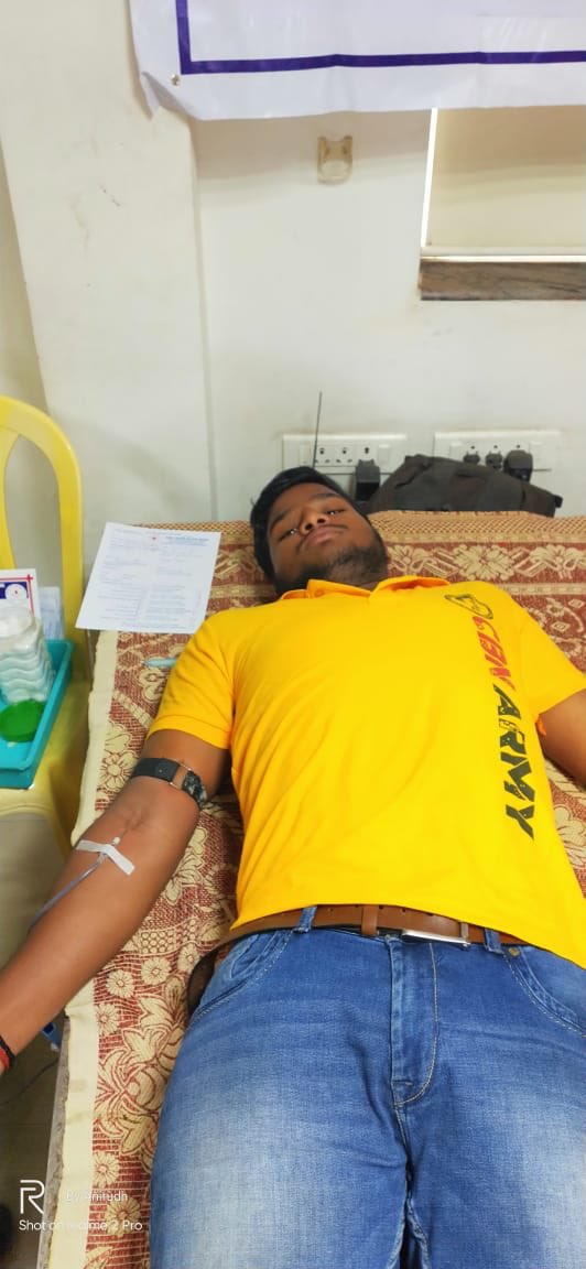 krishna_tdp's tweet photo. విజయవాడలోని కేశినేని భవన్ నందు జాతి పిత మహాత్మా గాంధీ గారి 150వ జయంతి సంధర్భంగా #CBNARMY ఆధ్వర్యంలో మెగా బ్లడ్ డొనేషన్ క్యాంప్ ఏర్పాటు చేయడం జరిగింది. 
#MahatmaGandhi  #GandhiAt150 #KrishnaTDP https://t.co/lQy0asf6Lp