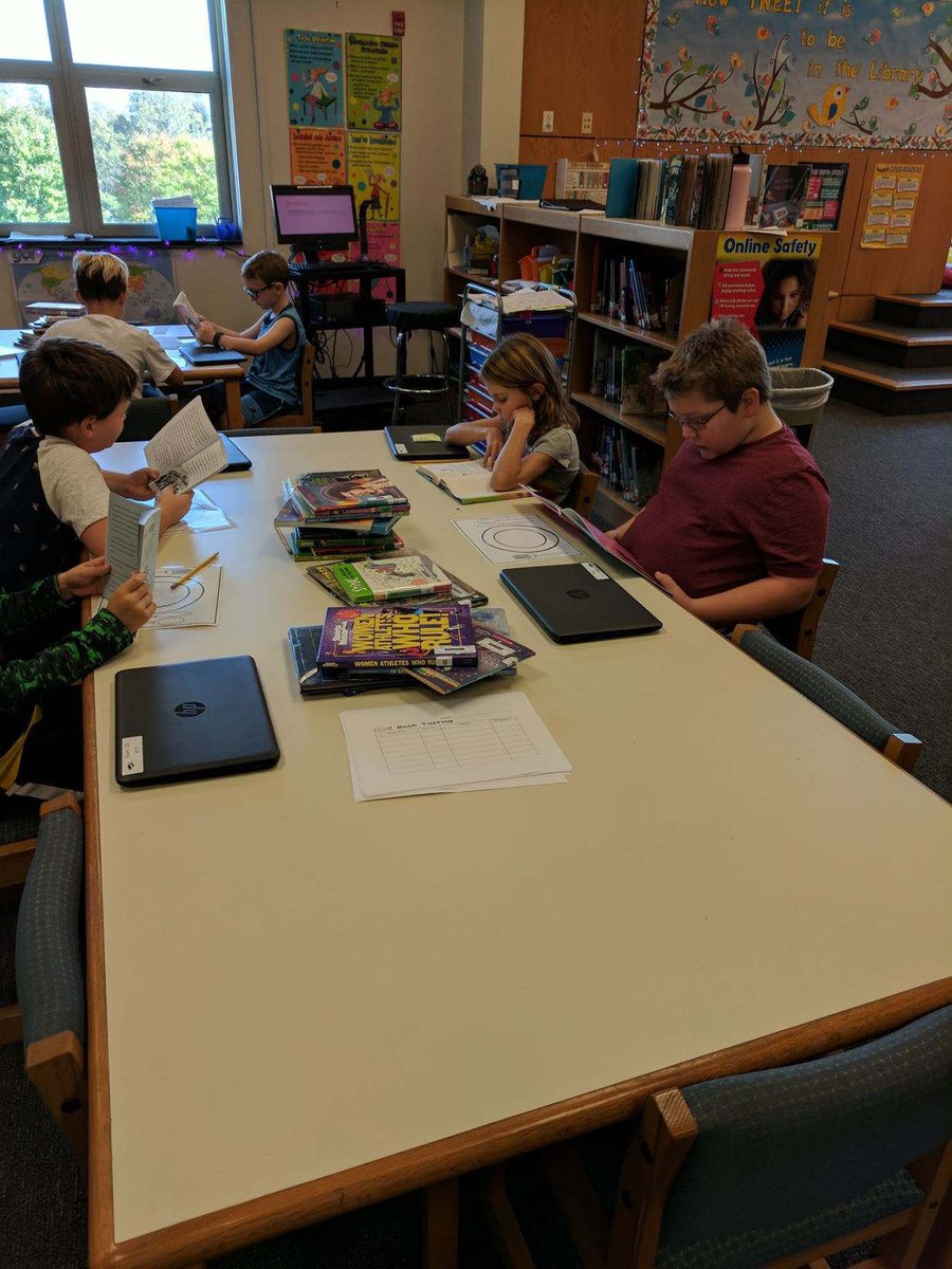 UESLibrary's tweet image. The students are so excited to taste some new books in the library this week. #booktasting @UESPrincipal