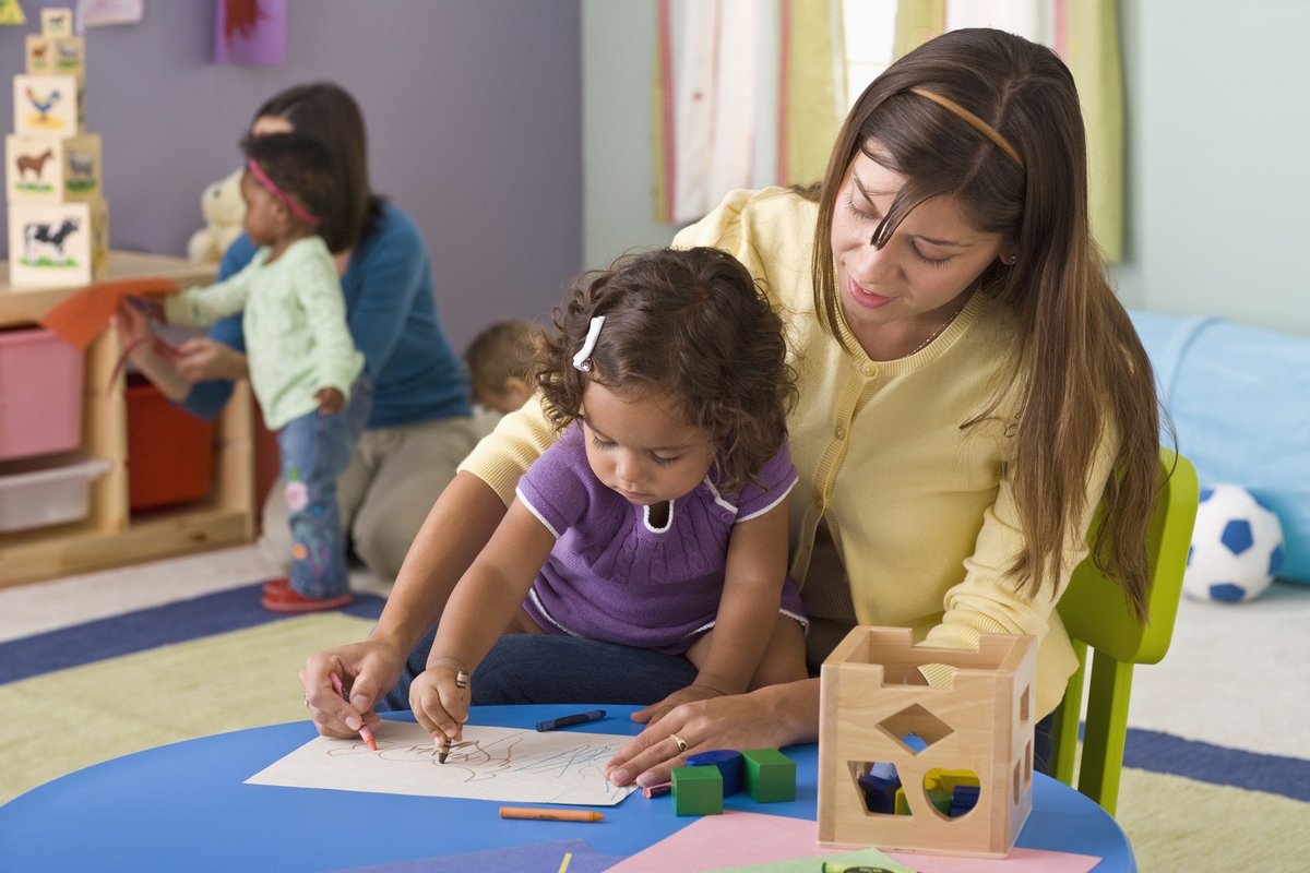 EastLALibrary's tweet photo. CORRECTION: Thursday, Oct 3 at 11:30 am, join us for our free Parent-Child Workshops. They will feature age-appropriate activities, books, and toys, with a community resource specialist who can answer questions on the health and welfare of children and families. https://t.co/pie32ZK8JV