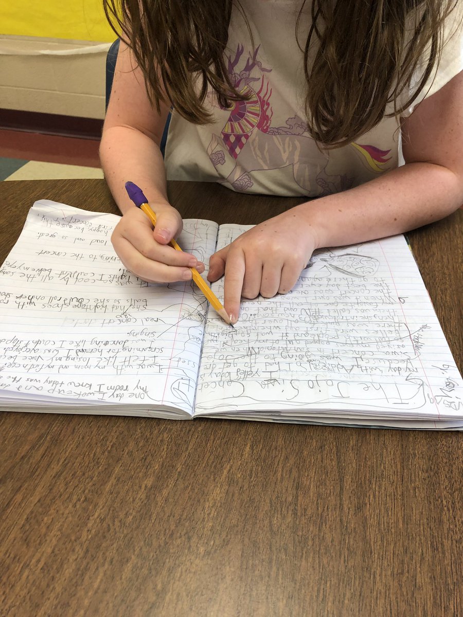 msbenanti's tweet image. It’s okay for our writing to be messy! Editing and revising our personal narrative introductions! #Tier1Instruction #LSELegends @graciemespinoz4 @Jkuhlmann4567