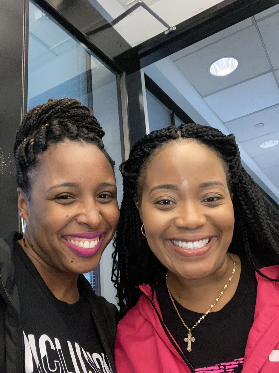 padressia08's tweet photo. #FloorCoachNation was a huge success today! @jackhjohnson @leoniadavis_ @AmazingAymii @carlgraden @markwirtz7 Thank you so much Zach and Motorola for coming through and supporting us! Thank you also to the amazing TM’s for your continued support! @_JazzyJasATL @JJJAAAdams https://t.co/twfuIn88If