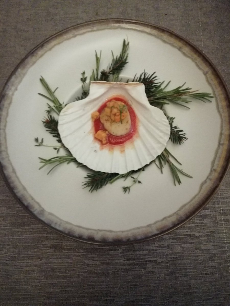 LaConsiglieria's tweet photo. .@Olioextrav

#pane #olio #capasantaedatterino #panbrioche ricotta di fuscella e #scapece #GalleriaLeone chef #Agnese #Napoli

@viaggimperfetti @OlioBuondiOLI @GiovannaDiTroia @cittameridiane @OriettasRecipes @c_curiosites @DiscoverNapoli @gitlchefs @torillo59 @Barbaga3Gaetano https://t.co/Bo4tgpOxrV