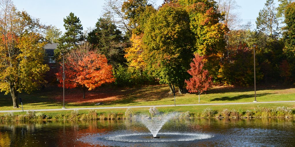 AssumptionUadm's tweet image. Fall is a beautiful time to visit Assumption College. 🍁🍂🍁 Join us for Open House on Sunday, 10/20 and experience our welcoming and supportive community first-hand. 🐾🐾 Register today and get a glimpse of the place you could call home for 4 years: bit.ly/2ZkJimo