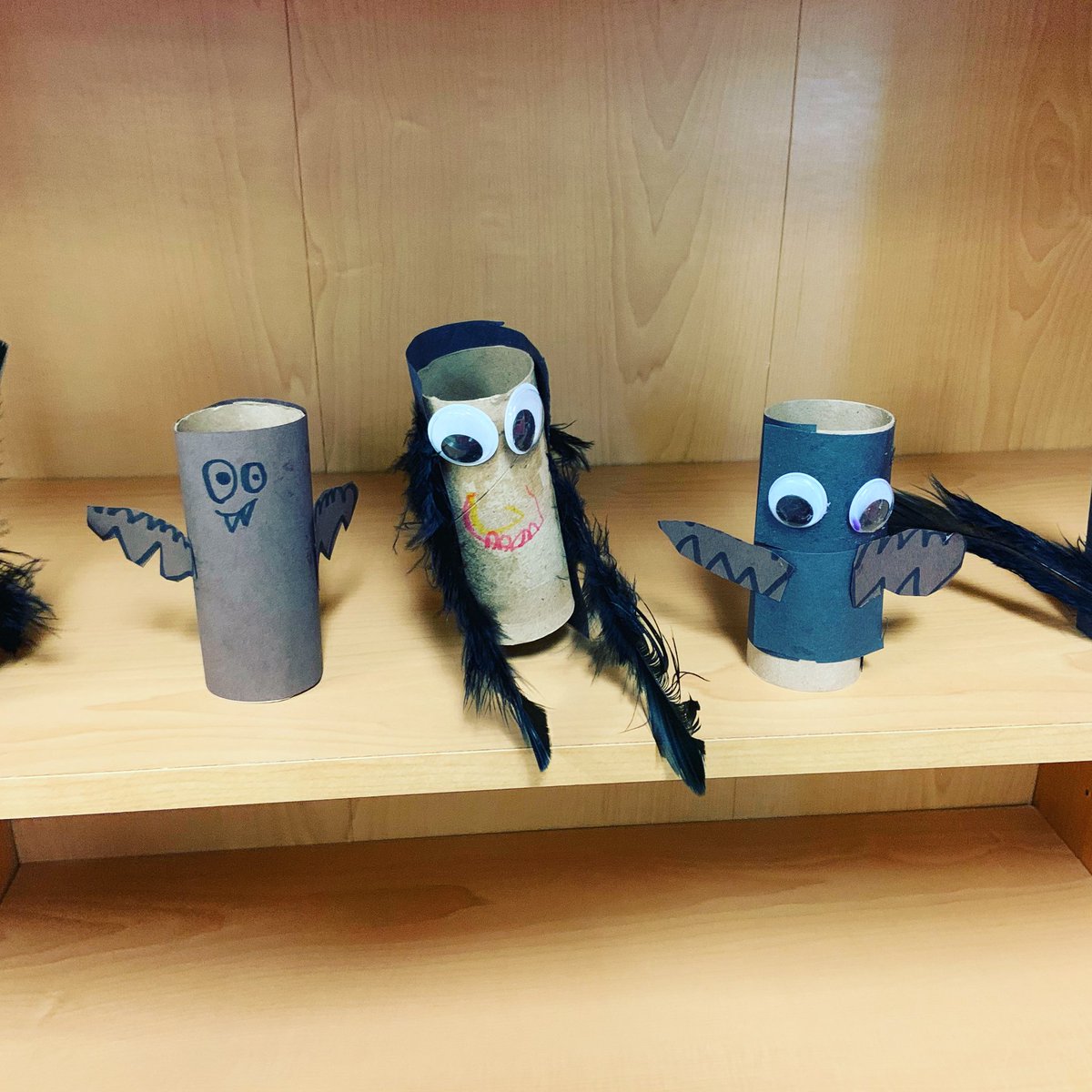 Researching bats....put out random materials and see what they come up with!!😍😍
