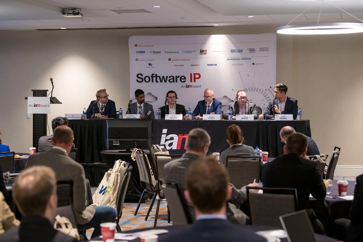 IAM_Alerts's tweet image. Our opening panel at #softwareIP with @facebook’s Gilbert Wong, @danielnazer from @mozilla, Uni of Chicago’s George Chellapa, former @intel IP exec McCoy Smith,  @Derwent’s Ed White and moderator Joe Mutschelknaus from @SterneKessler