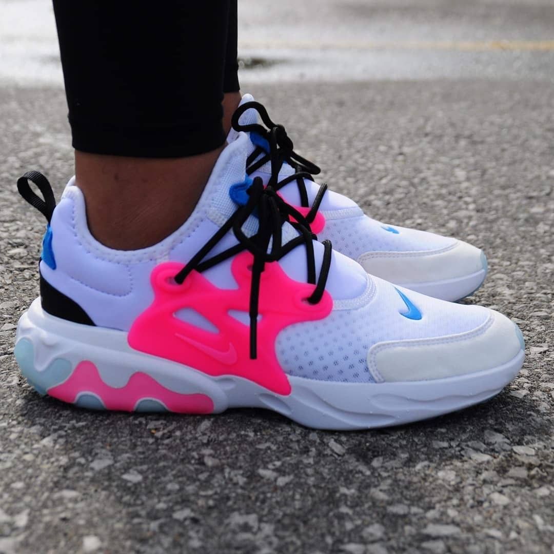 nike react blue pink