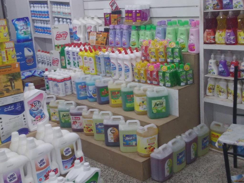 النافذ لبيع جميع انواع المنظفات المحلية والمستوردة جملة وتجزيه العنوان / شارع صفر - حدة المدينه جور عقارات الريان في عمارة البحري ت/ 777768066