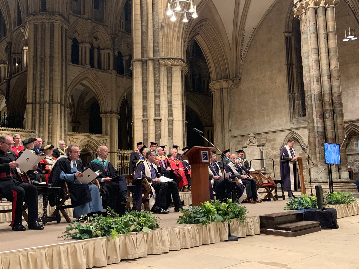 Ceri Lennon (@cerilennon1) on Twitter photo Proud to represent <a href="/LincsCommHealth/">Lincs Comm Health</a> at Lincoln College HE Graduation event. All that talent in Lincolnshire!! 👏👏 Proud to represent <a href="/LincsCommHealth/">Lincs Comm Health</a> at Lincoln College HE Graduation event. All that talent in Lincolnshire!! 👏👏