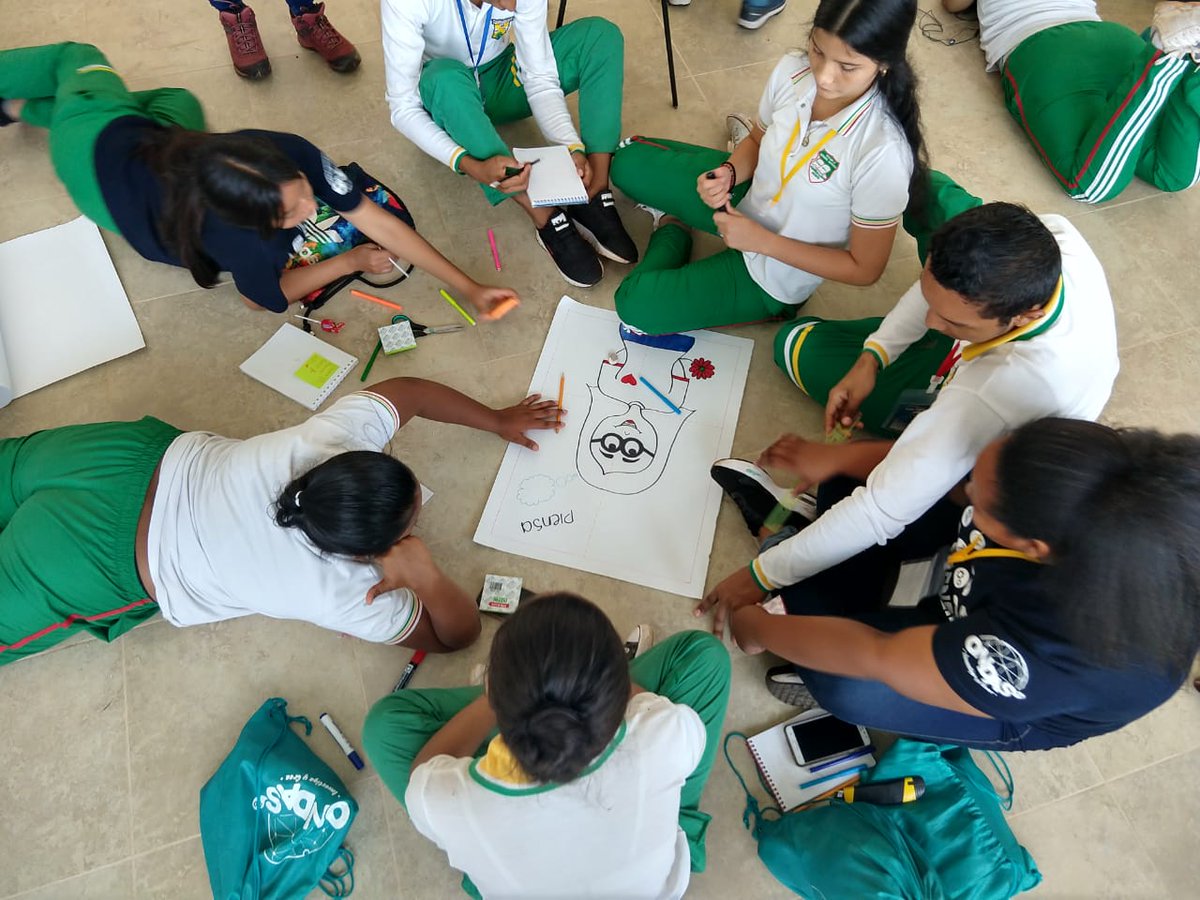 MincienciasCo's tweet photo. Con los #ClubesDeCienciaCo, queremos inspirar a los jóvenes a encontrar en la ciencia oportunidades que solucionen problemas de la sociedad ¡Hoy estamos en Tumaco y Vichada! #ClubesFrontera #CTeIporColombia #CienciaPorTodaColombia @programaondas @CdeC_Col https://t.co/qbGXoDalL6