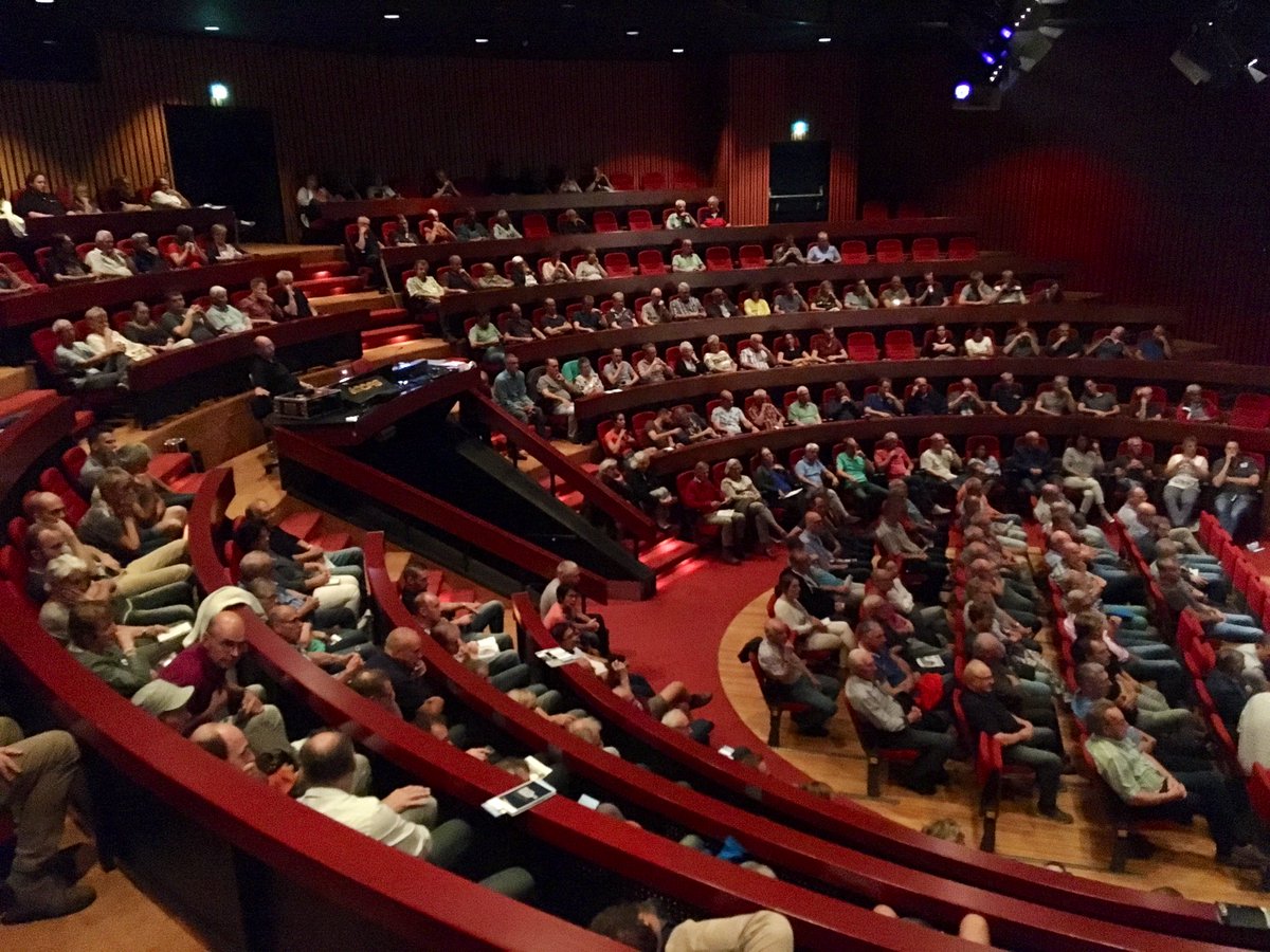 Gemeenten stoppen massaal met informatieavonden om inwoners te wijzen op mogelijkheden om #asbestdaken te vervangen Vandaag weer bericht van een gemeente uit <a href="/ProvDrenthe/">Provincie Drenthe</a> Wat bezielt colleges toch om te stoppen met informatie geven aan inwoners?! <a href="/VNGemeenten/">VNG</a> <a href="/eigenhuis/">VerenigingEigenHuis</a> <a href="/MinIenW/">Ministerie van Infrastructuur en Waterstaat</a>